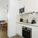 Limehome Calcada Do Cardeal 4*