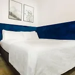 Limehome Calcada Do Cardeal 4* Lisbon