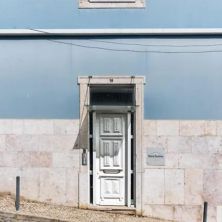 Limehome Calcada Do Cardeal 4*