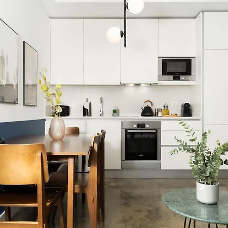 Limehome Calcada Do Cardeal Apartmán Lisboa