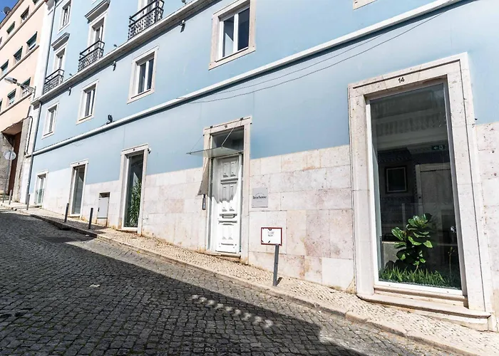 Limehome Calcada Do Cardeal