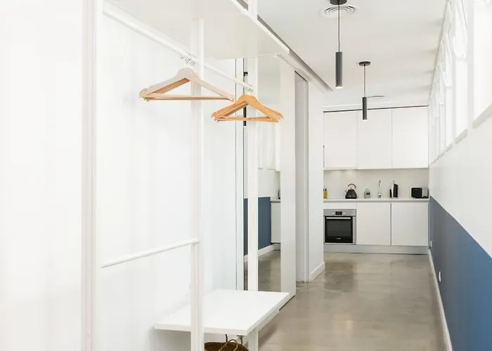 Ξενοδοχείο με διαμερίσματα Limehome Calcada Do Cardeal Lisboa