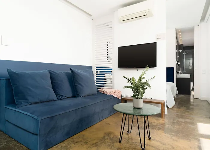 Ξενοδοχείο με διαμερίσματα Limehome Calcada Do Cardeal Lisboa