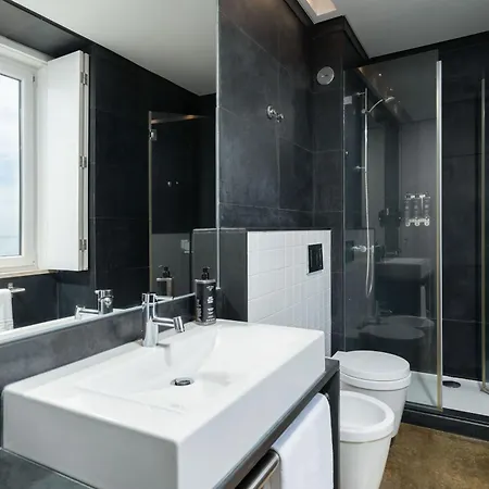 Limehome Calcada Do Cardeal アパートホテル 4*